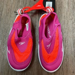 NWT Toddler Girl Water Shoes